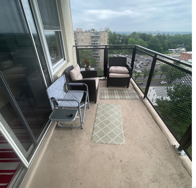 2625 Park Ave Unit 11P, Bridgeport, CT 06604 - view of balcony