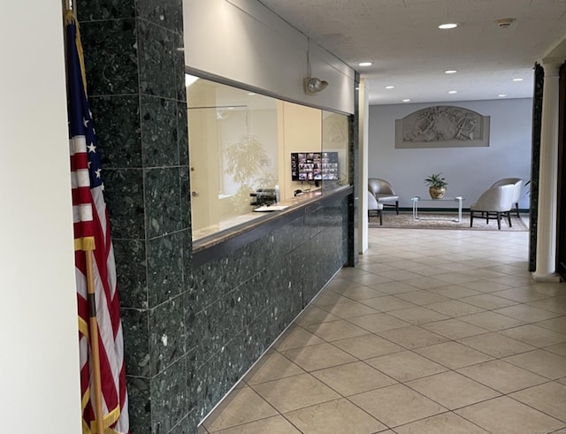 2625 Park Ave Unit 11P, Bridgeport, CT 06604 - reception featuring ornate columns and recessed lighting
