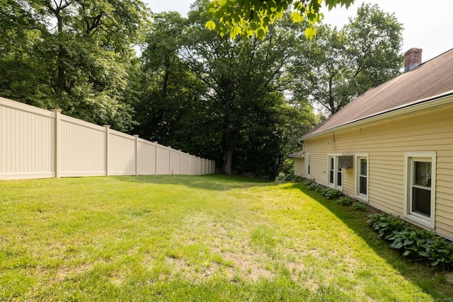 270 Decicco Rd, Waterbury, CT 06705 - view of yard