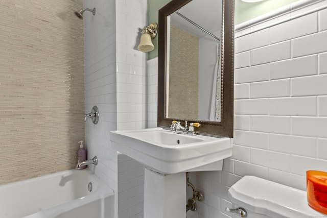 29 Circuit Ave, Waterbury, CT 06708 - bathroom with tub / shower combination and tile walls