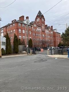 75 Wheeler Ave Unit 205, Bridgeport, CT 06606 - view of building exterior