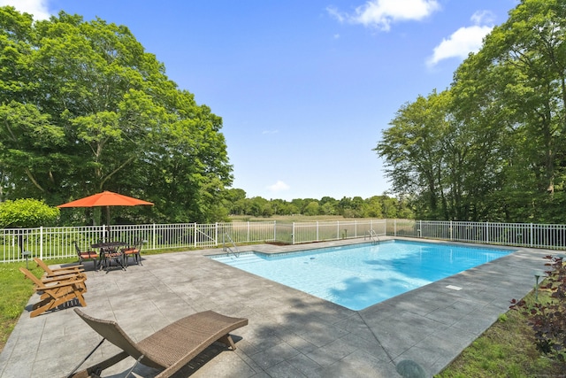 4 Johnny Cake Hill Rd, Old Lyme, CT 06371 - view of pool with a patio and view of scattered trees