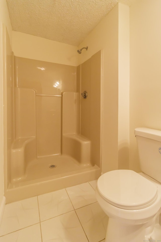 155 Melinda Ln, Bristol, CT 06010 - full bath featuring a textured ceiling and a shower