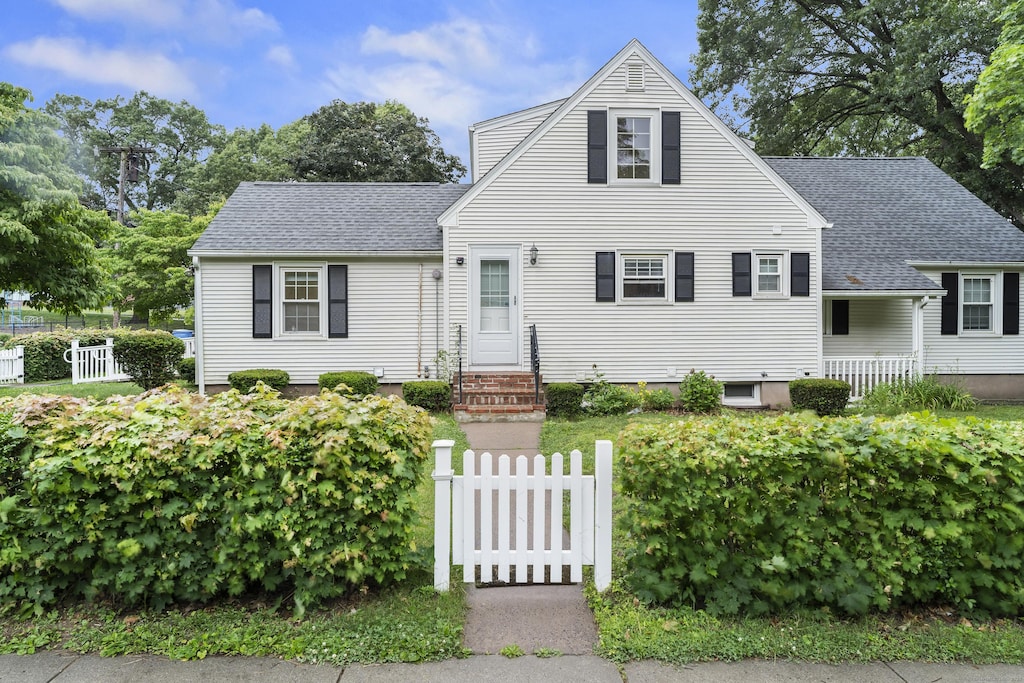315 Henry St, Manchester, CT 06042 - photo 1