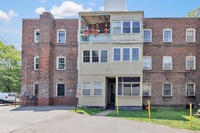 819 Connecticut Ave Unit 6, Bridgeport, CT 06607 - view of building exterior