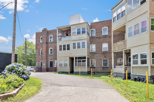 819 Connecticut Ave Unit 6, Bridgeport, CT 06607 - view of property