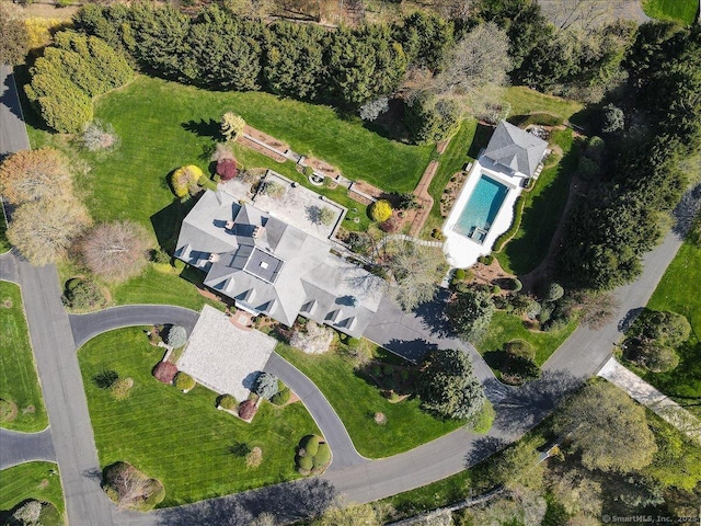 21 Queens Grant Dr, Fairfield, CT 06824 - aerial view of property and surrounding area with a pool