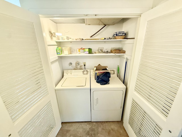 32 Heritage Vlg Unit C, Southbury, CT 06488 - laundry room with washing machine and dryer
