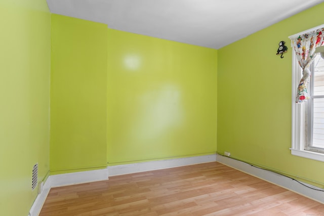29 Bristol St, West Haven, CT 06516 - empty room featuring light wood-style flooring and baseboards