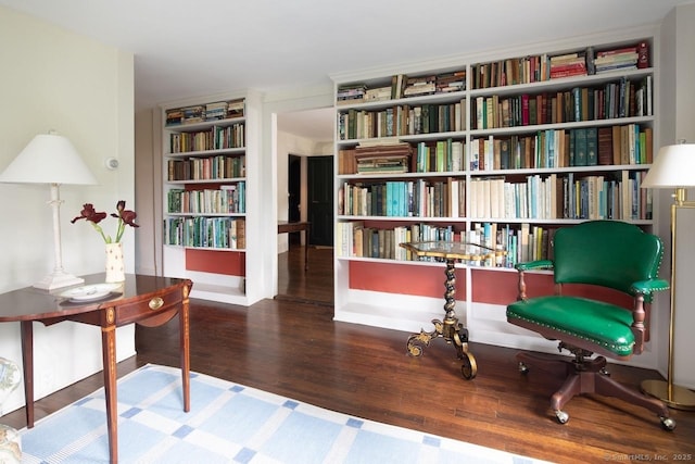 163 Dublin Rd, Canaan, CT 06031 - sitting room with wood finished floors and built in features
