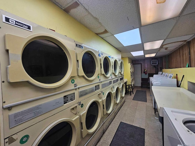 763 Park St, Hartford, CT 06106 - community laundry with washer and dryer