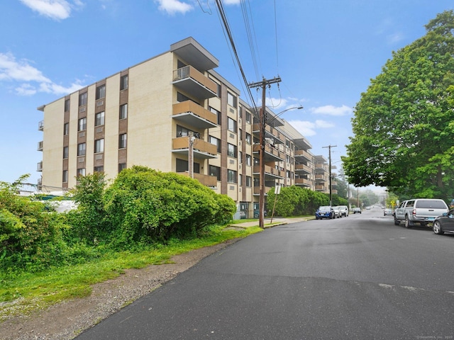 155 Brewster St Apt 3K, Bridgeport, CT 06605 - view of apartment building / complex