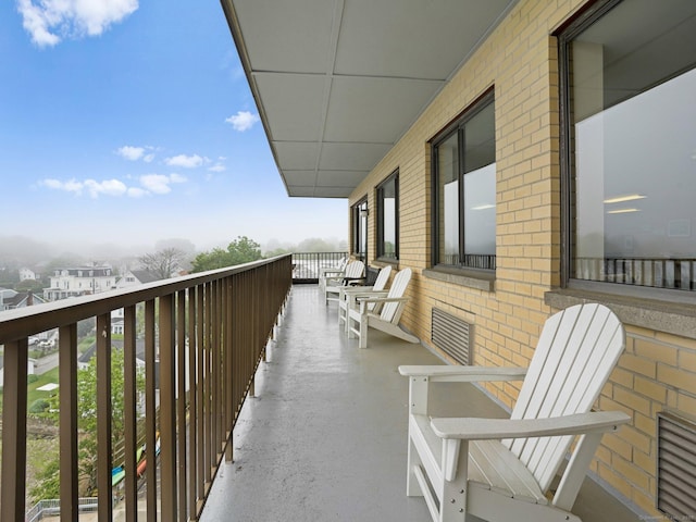 155 Brewster St Apt 3K, Bridgeport, CT 06605 - view of balcony