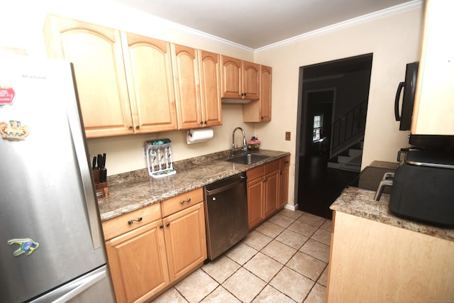 4 Whisconier Vlg Unit 4, Brookfield, CT 06804 - kitchen featuring appliances with stainless steel finishes, crown molding, and light tile patterned floors