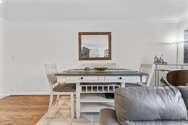 32 Glenview Dr Unit 32, Cromwell, CT 06416 - dining room with crown molding and wood finished floors