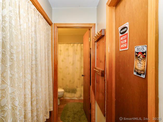 172 Old Farms Rd Unit 172, Torrington, CT 06790 - full bath featuring toilet and a shower with curtain