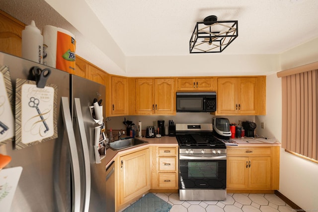 257 Sabin St Apt 23, Putnam, CT 06260 - photo 6