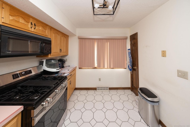 257 Sabin St Apt 23, Putnam, CT 06260 - photo 9