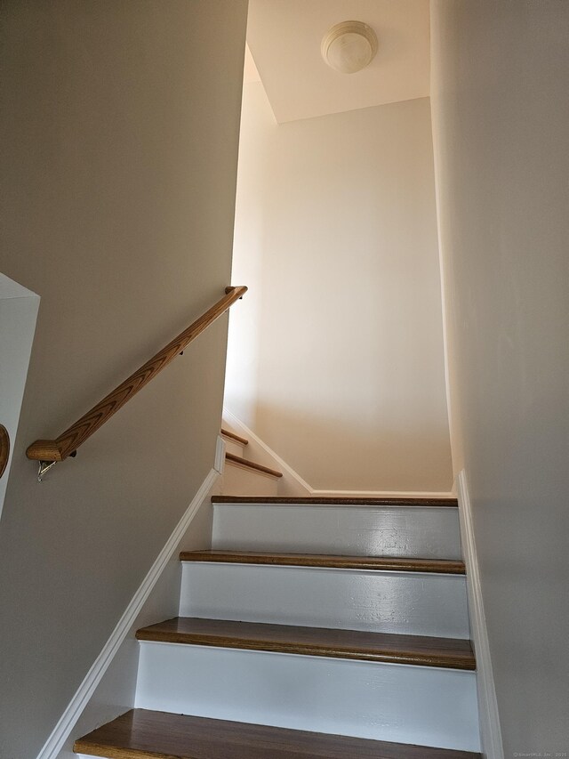 26 Roger Ave, Danbury, CT 06810 - view of staircase