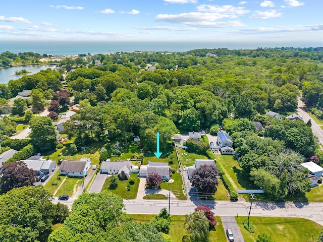 376 Glenwood Avenue Extension, Waterford, CT 06385 - aerial view of a large body of water