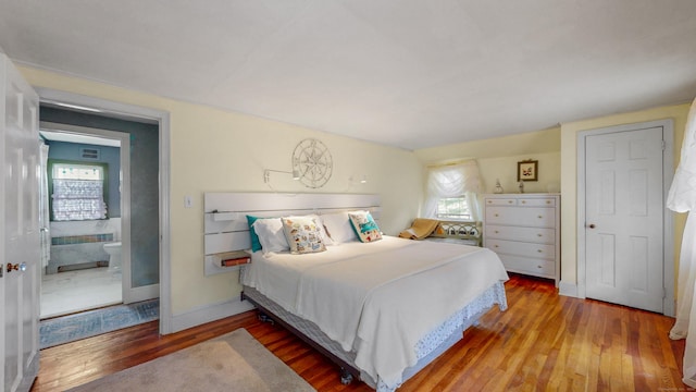 166 Catherine St, Hartford, CT 06106 - bedroom with wood finished floors and baseboards