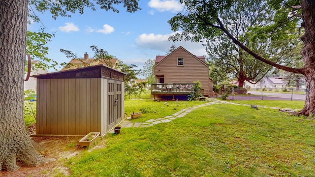 166 Catherine St, Hartford, CT 06106 - view of yard with a shed and a deck