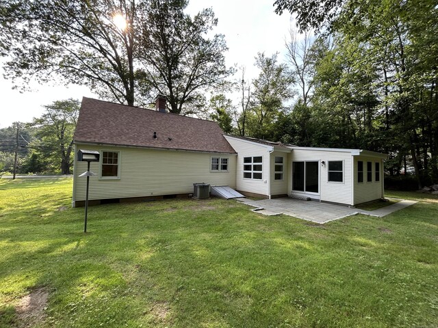 430 Huckleberry Hill Rd, Avon, CT 06001 - photo 23