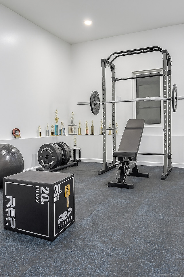 84 Hickory St, West Haven, CT 06516 - exercise room with recessed lighting