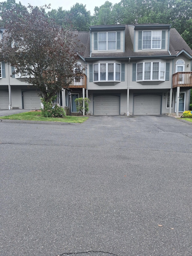 67 Fox Hollow Dr Unit 67, Windsor Locks, CT 06096 - multi unit property with an attached garage and asphalt driveway