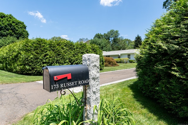 173 Russet Rd, Stamford, CT 06903 - exterior view