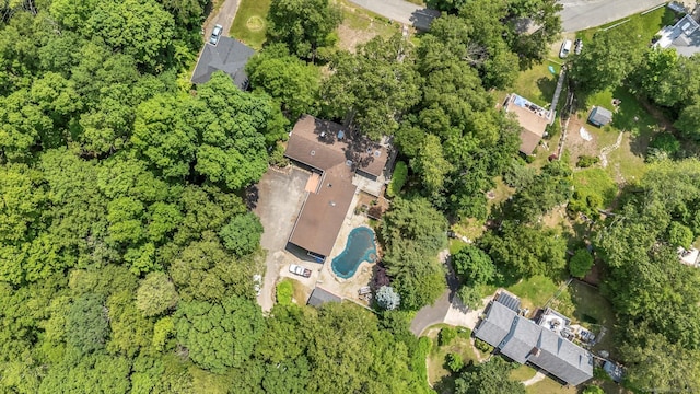 421 Hemlock Point Dr, Coventry, CT 06238 - aerial view of property's location featuring a pool area