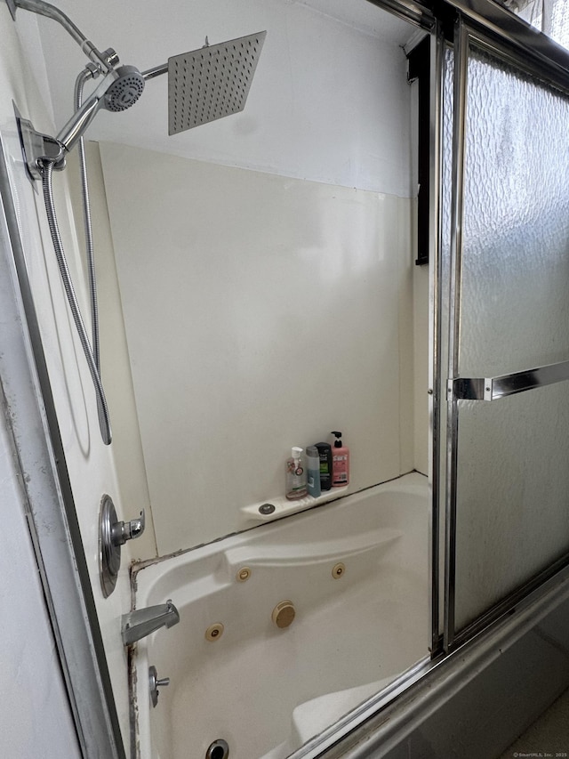 478 E Main St, Norwich, CT 06360 - full bath with a combined bath / shower with jetted tub