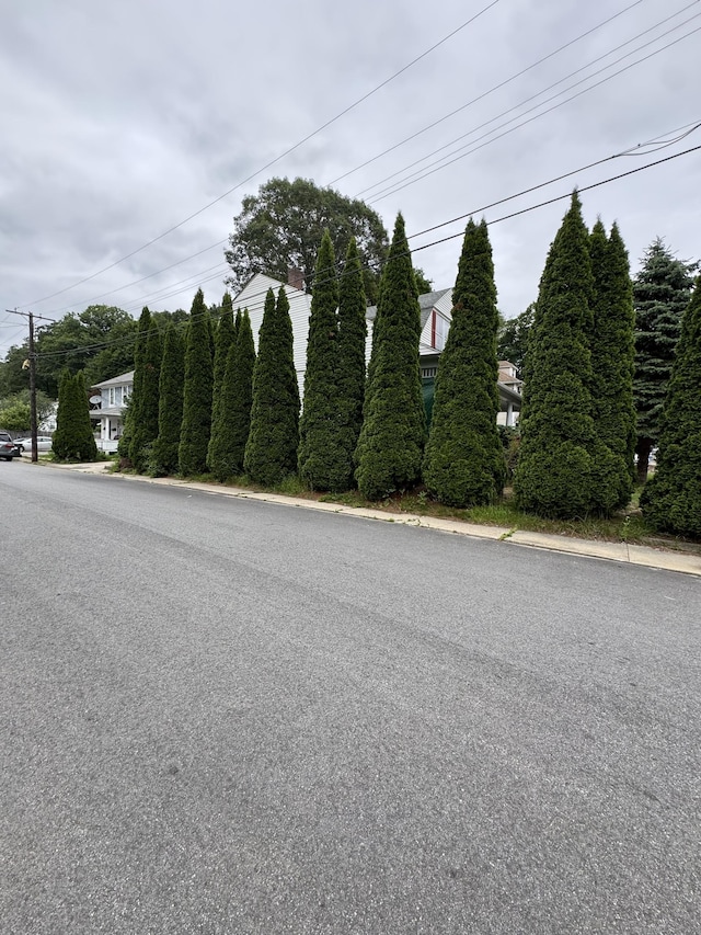 478 E Main St, Norwich, CT 06360 - view of asphalt street featuring curbs