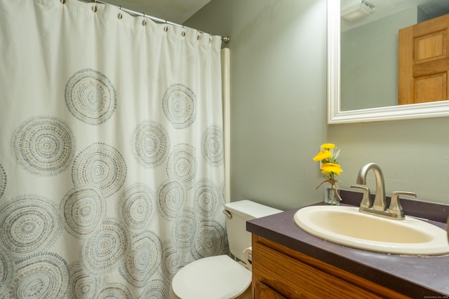 18 Salt Box Cir, Montville, CT 06382 - bathroom featuring vanity and a shower with curtain