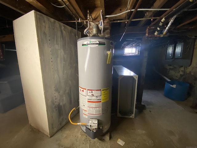 114 Pulaski St, Torrington, CT 06790 - utilities featuring water heater
