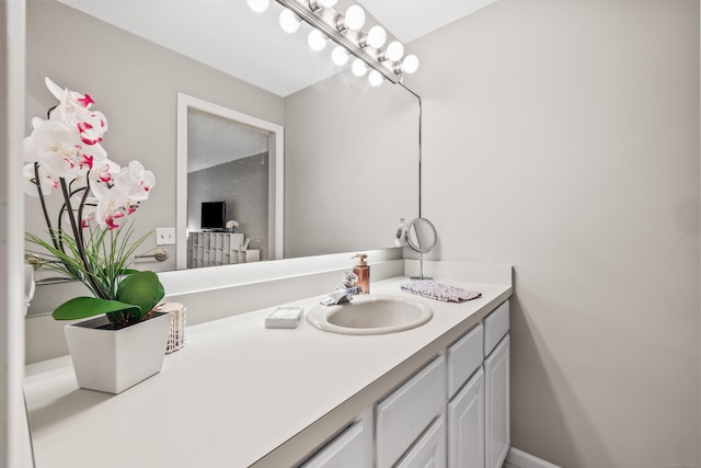 17 Font Hill Park Unit 17, Bloomfield, CT 06002 - bathroom featuring vanity