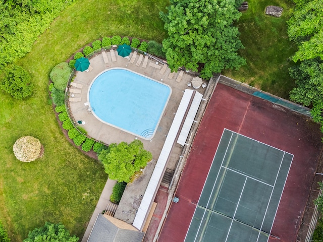 17 Font Hill Park Unit 17, Bloomfield, CT 06002 - bird's eye view of a pool