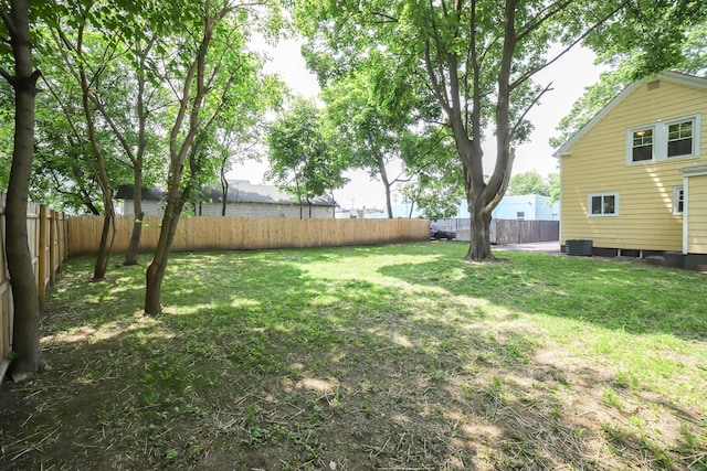 30 Ward Pl, West Haven, CT 06516 - view of fenced backyard