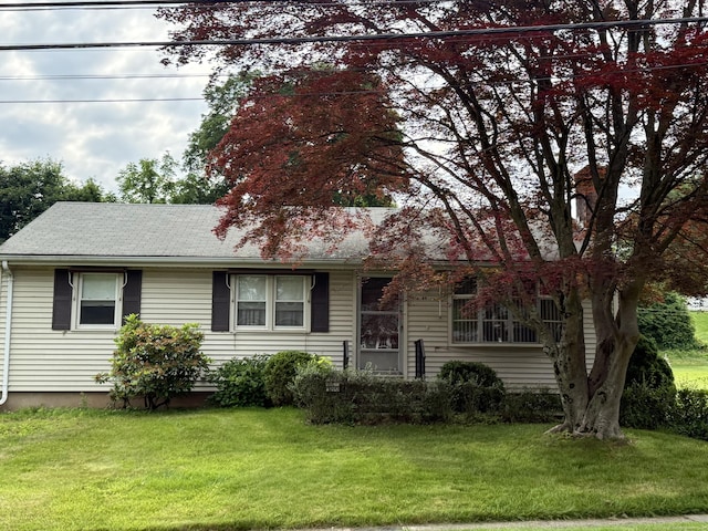 40 Garden Dr, Berlin, CT 06037 - view of front of house featuring a front lawn