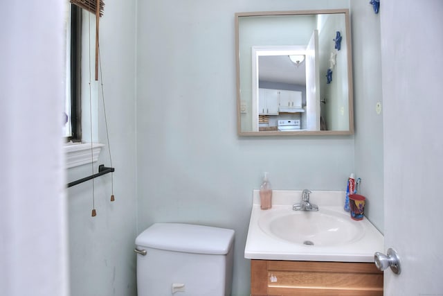 121 Lexington Ave Unit 21, New Haven, CT 06513 - bathroom with toilet and vanity