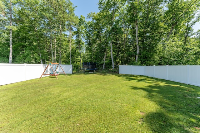 46 Airport Rd, Killingly, CT 06239 - fenced backyard with a trampoline