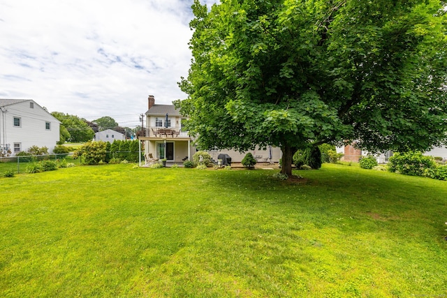 100 Chestnut Rd, Newington, CT 06111 - view of yard