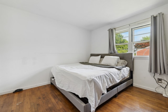 107 Carroll Rd, Hamden, CT 06517 - bedroom featuring baseboards and wood finished floors