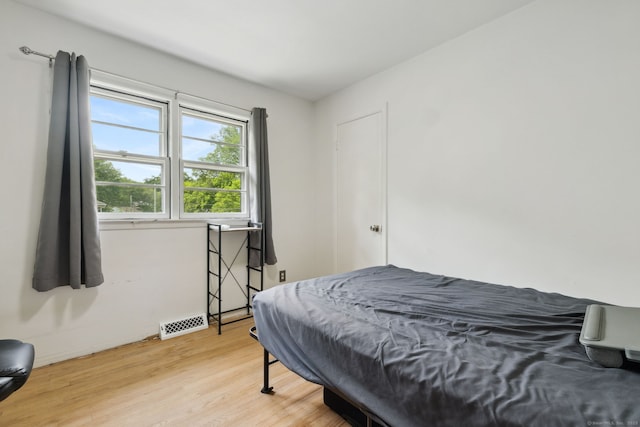 107 Carroll Rd, Hamden, CT 06517 - bedroom with light wood finished floors and baseboards