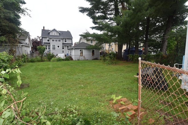 190 Victoria Rd, Hartford, CT 06114 - view of yard