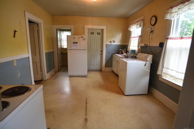 190 Victoria Rd, Hartford, CT 06114 - washroom featuring healthy amount of natural light, separate washer and dryer, and light flooring