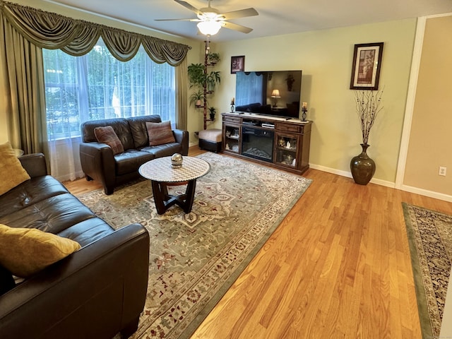 168 Cooper Ln, Hamden, CT 06514 - living area featuring ceiling fan and wood finished floors