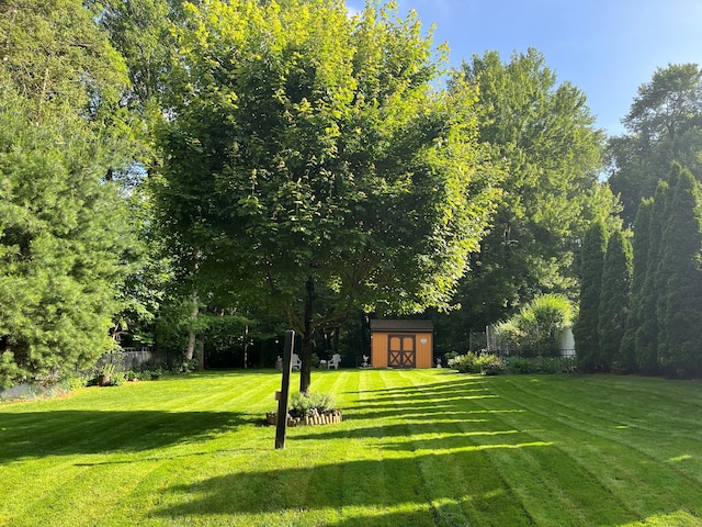 168 Cooper Ln, Hamden, CT 06514 - view of yard with a storage unit