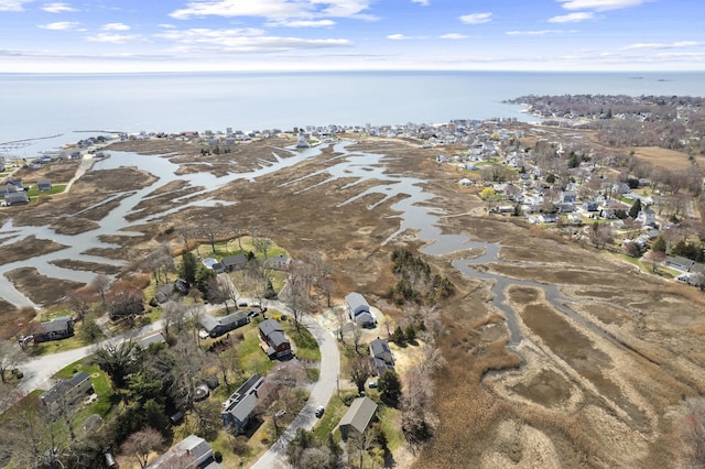 26 Meadowood Ln, Old Saybrook, CT 06475 - aerial view of property and surrounding area featuring a nearby body of water