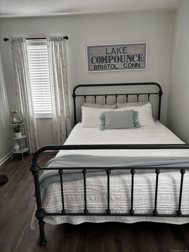 611 Overlook Path Unit 611, Southington, CT 06489 - bedroom with wood finished floors